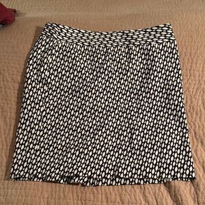 Banana Republic Black and White Patterned Pencil Skirt